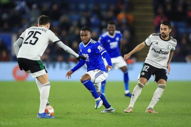 中国男羽团体赛3-1战胜印度晋级决赛